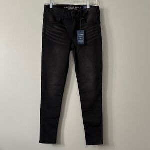 American Eagle Outfitters Black Jegging Low Rise Jeans NWT 6 Regular